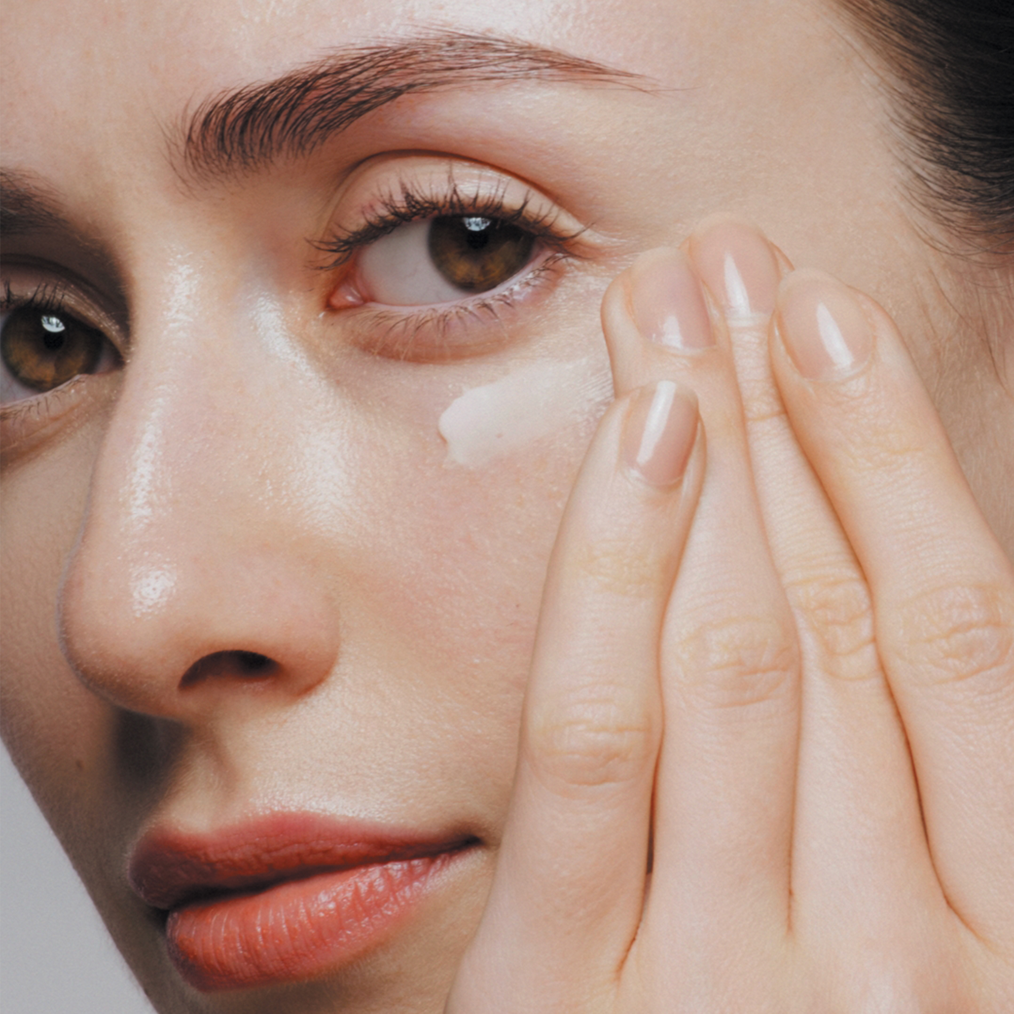 768614212584_SHI_SFSLX_1QA3Ryr3OrHtsq