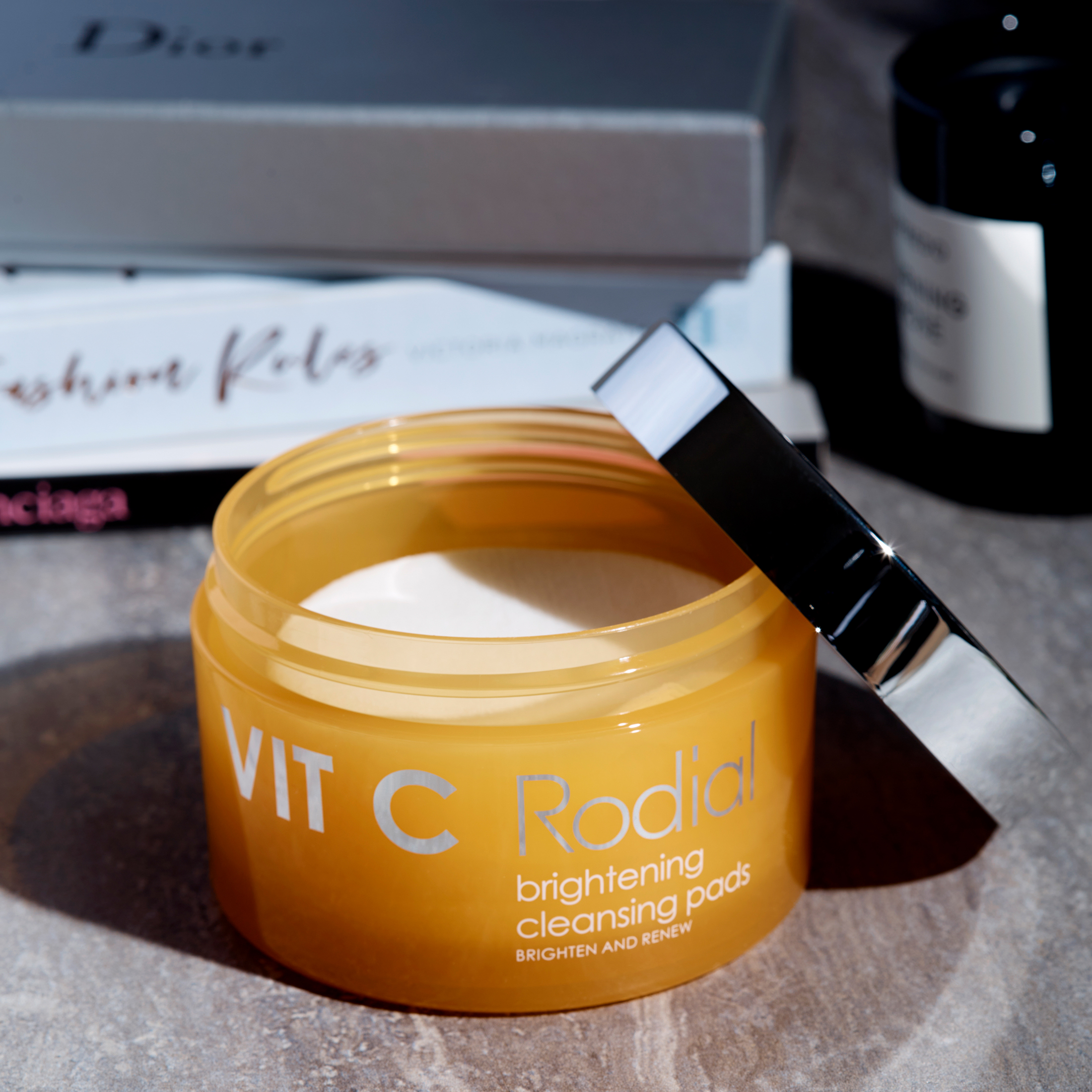 Rodial Vit C Brightening Cleansing Pads Rodial Vit C Brightening Cleansing Pads