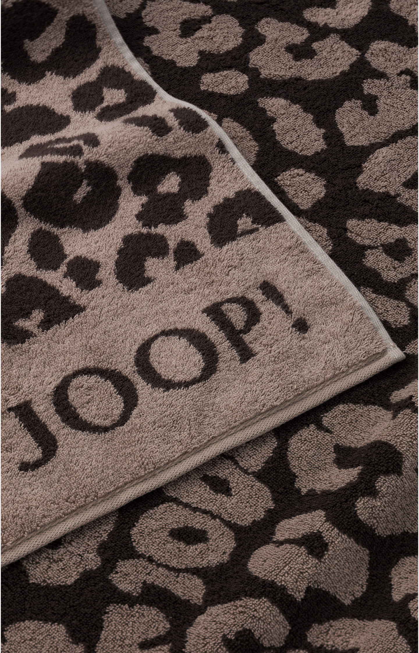 Joop! Saunatuch 80x200 Leo mocca Joop! Saunatuch 80x200 Leo mocca