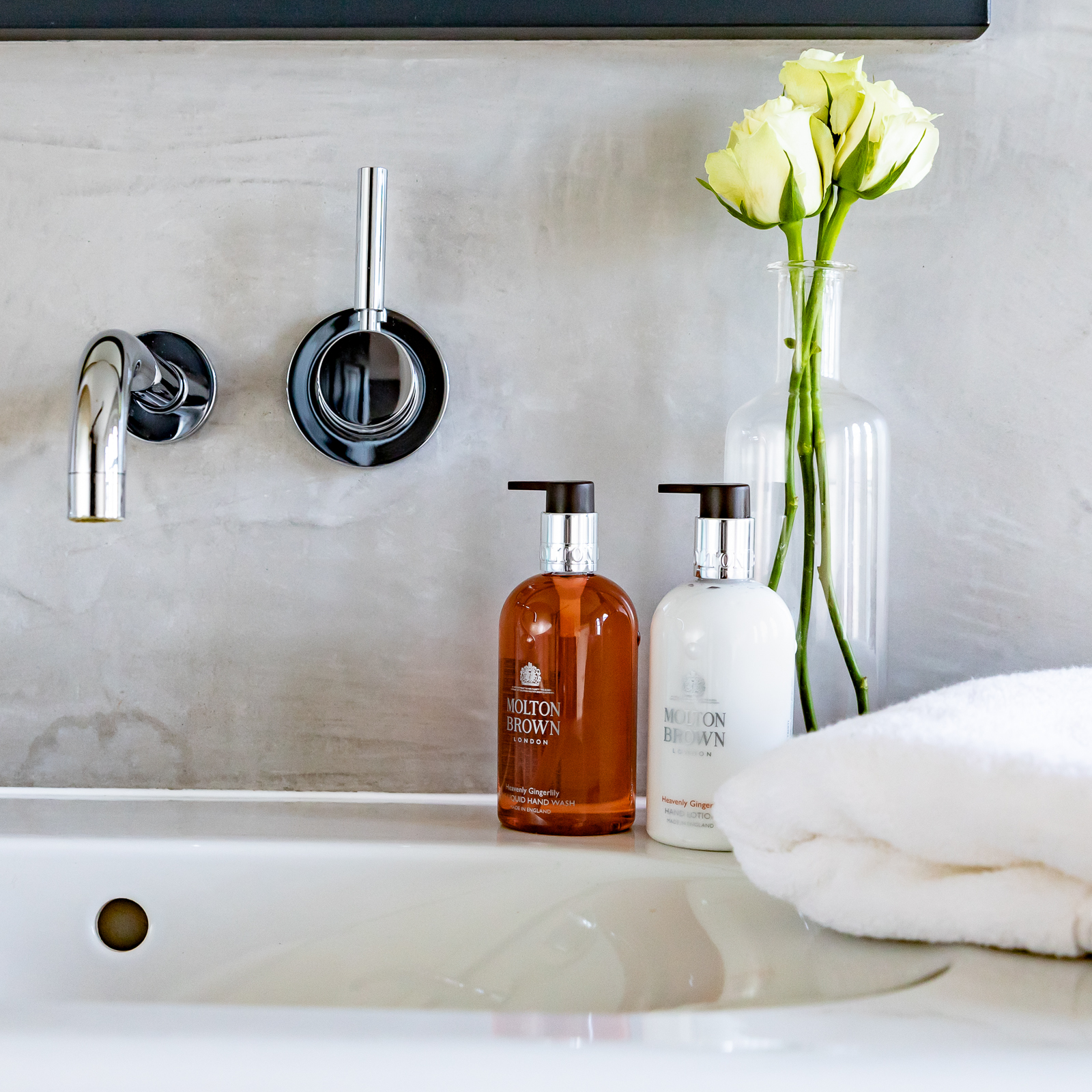 Molton Brown Heavenly Gingerlily Fine Liquid Hand Wash Limited